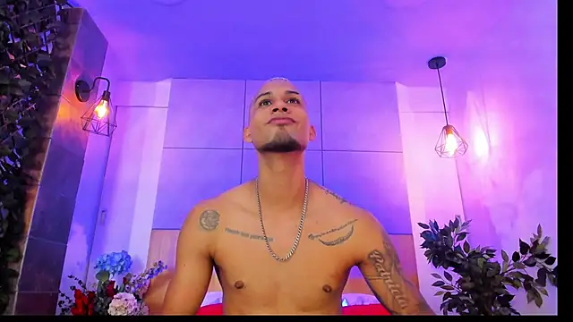 MagnusFrost online show from January 25, 2025, 1:43 am