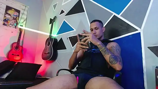 MagnusFrost online show from November 20, 2025, 12:44 am