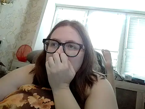 DesireMelissa online show from November 19, 2025, 6:57 am