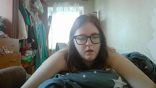 DesireMelissa online show from April 18, 2026, 4:05 am