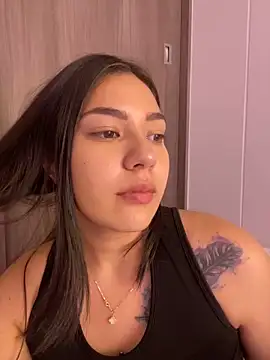 Latina vanessa online show from December 27, 2024, 12:39 am