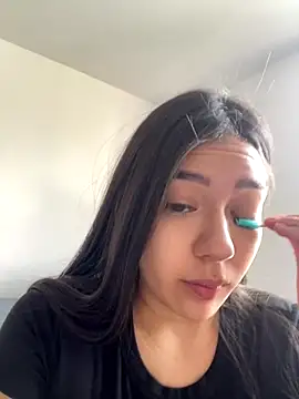 Latina vanessa online show from September 21, 2025, 2:19 pm