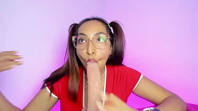 Snapshot of Leticia_brownn1 chatting on May 4, 2026, 8:27 pm Leticia brownn1 online show from May 4, 2026, 8:27 pm