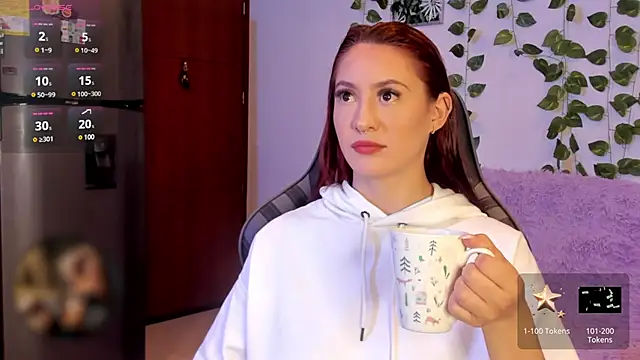 Amypond   online show from February 7, 2025, 10:20 pm