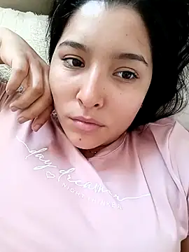 Zetrionn online show from December 3, 2024, 7:11 pm