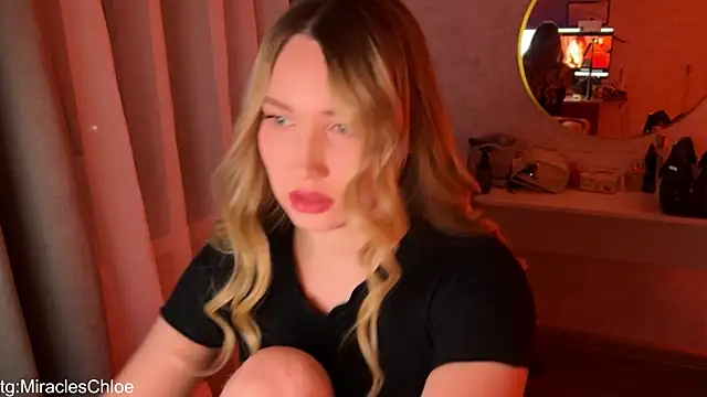 ChloeMillerMeow online show from April 6, 2026, 4:19 pm