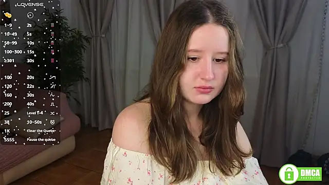 SquirtBabee online show from November 14, 2025, 3:33 pm