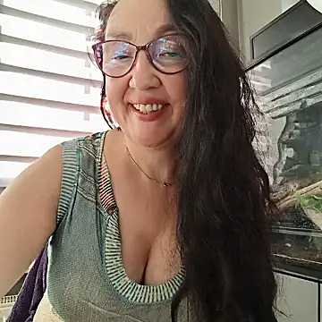 Snapshot of CamilleDesire chatting on June 28, 2026, 4:57 pm CamilleDesire online show from June 28, 2026, 4:57 pm