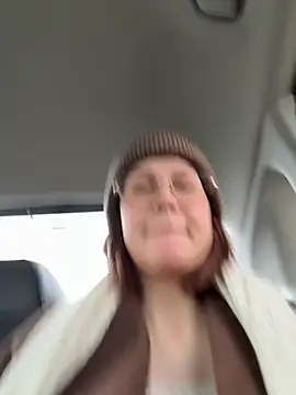 RinaCat online show from March 28, 2026, 5:29 am