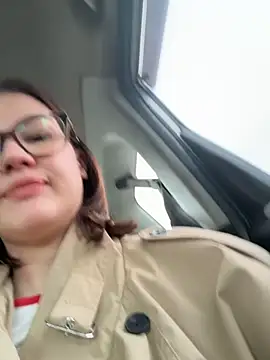 Snapshot of RinaCat chatting on May 30, 2026, 6:21 am RinaCat online show from May 30, 2026, 6:21 am