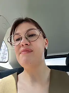 Snapshot of RinaCat chatting on June 12, 2026, 6:12 am RinaCat online show from June 12, 2026, 6:12 am