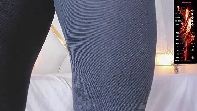 Donnapaul online show from October 16, 2025, 12:28 pm