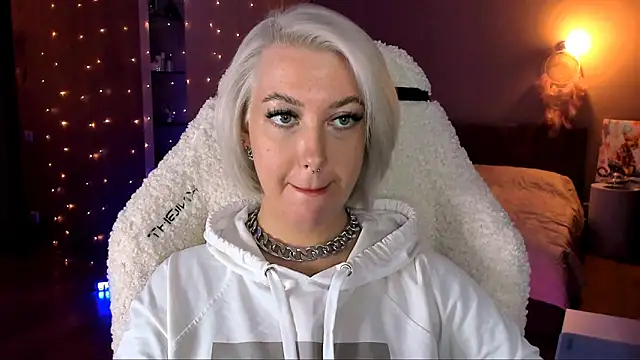 tykioty Miley online show from January 26, 2025, 2:41 pm