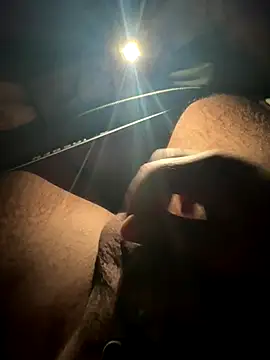 Snapshot of AreiasTuga chatting on November 25, 2025, 11:05 pm AreiasTuga online show from November 25, 2025, 11:05 pm