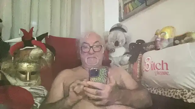 EroticVenetian online show from November 6, 2025, 7:26 pm