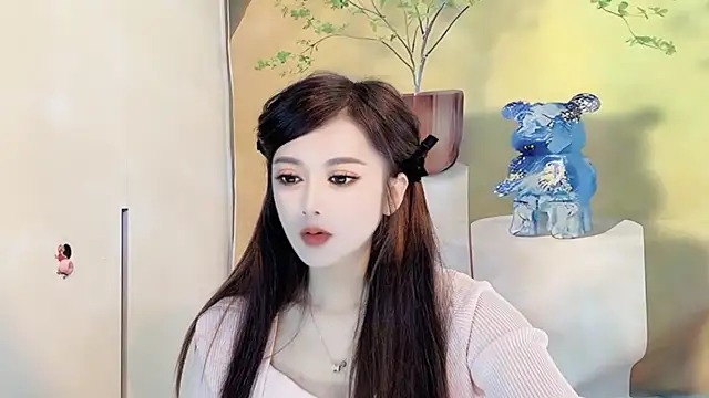 VIWVI online show from March 10, 2025, 5:43 am