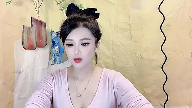 VIWVI online show from September 25, 2025, 3:21 am