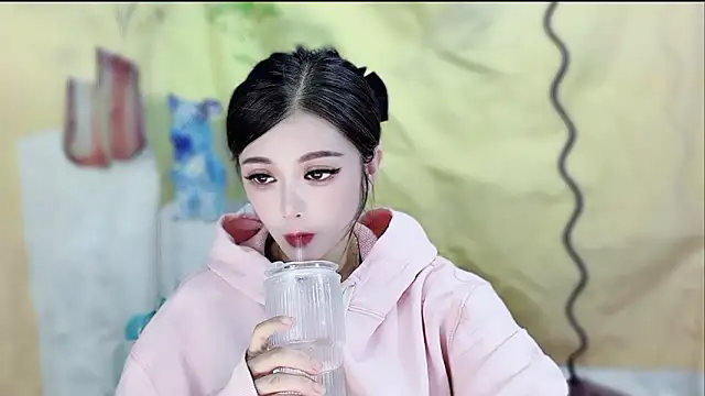 VIWVI online show from March 16, 2026, 5:13 am