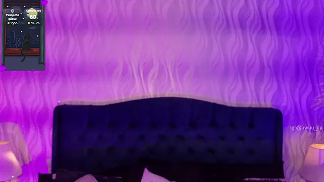 ANNE HONEY55 online show from April 19, 2026, 12:54 am