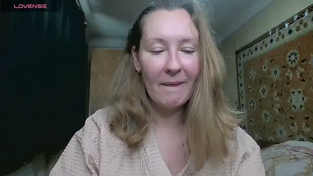 AnnaXLovers online show from September 14, 2025, 10:36 am