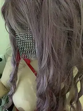 matmazel7777 online show from January 11, 2025, 8:43 pm