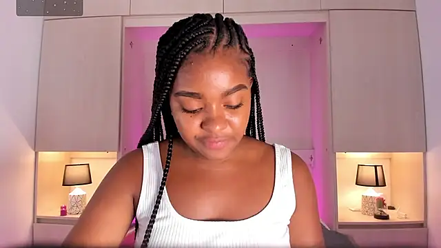 tamaraa smiith online show from January 31, 2025, 2:49 pm