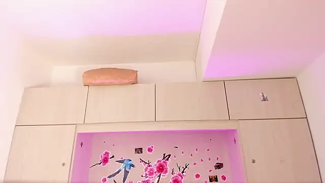 tamaraa smiith online show from April 19, 2026, 12:04 pm