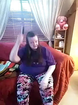 Snapshot of Bayou_Woman68 chatting on November 30, 2025, 4:00 pm Bayou Woman68 online show from November 30, 2025, 4:00 pm