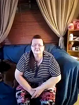 Snapshot of Bayou_Woman68 chatting on February 19, 2026, 1:45 am Bayou Woman68 online show from February 19, 2026, 1:45 am