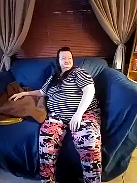 Snapshot of Bayou_Woman68 chatting on February 20, 2026, 12:27 pm Bayou Woman68 online show from February 20, 2026, 12:27 pm