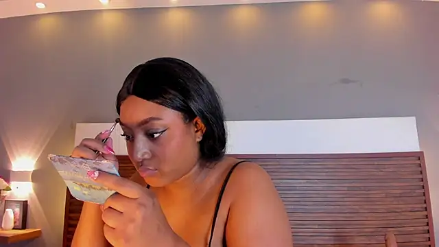 Adelehottman online show from October 31, 2025, 12:33 am