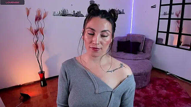 Elizabeth taylor b online show from December 26, 2024, 5:51 pm