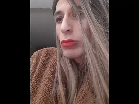 Snapshot of VanillaSeXy chatting on October 19, 2025, 9:10 am VanillaSeXy online show from October 19, 2025, 9:10 am