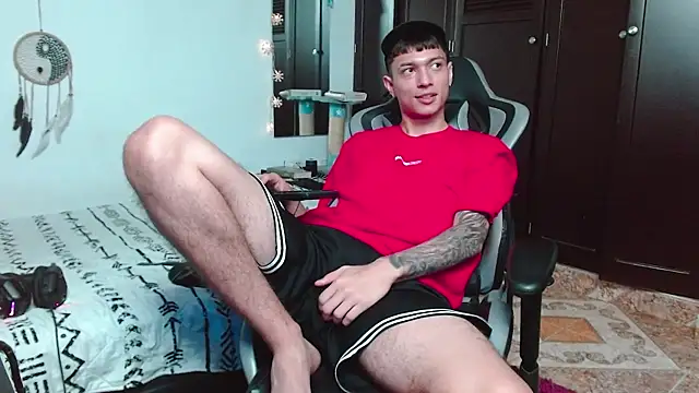 aaron blug online show from December 12, 2024, 3:43 am