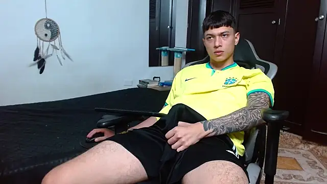 aaron blug online show from February 1, 2025, 12:18 am