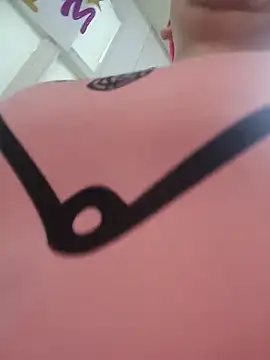  Miaaleon online show from March 14, 2025, 1:24 pm