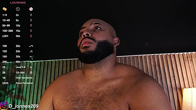 DilanJonnes  online show from October 3, 2025, 11:13 pm