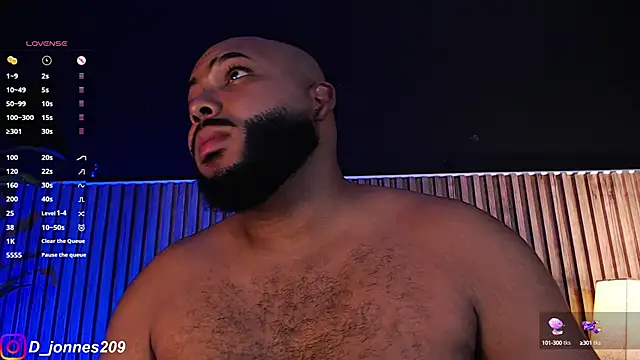 DilanJonnes  online show from October 9, 2025, 8:18 pm