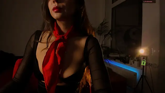 miraculousmira online show from November 12, 2025, 9:25 pm