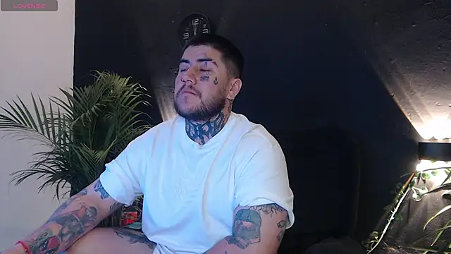 Ash gusbig online show from February 14, 2025, 3:33 am