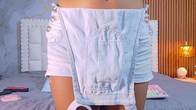 indianschoolgirl online show from December 2, 2025, 7:42 pm