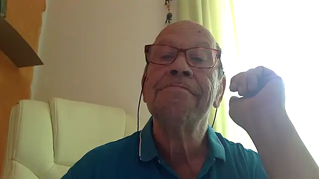 Snapshot of Bobby5169 chatting on October 2, 2025, 11:50 am Bobby5169 online show from October 2, 2025, 11:50 am