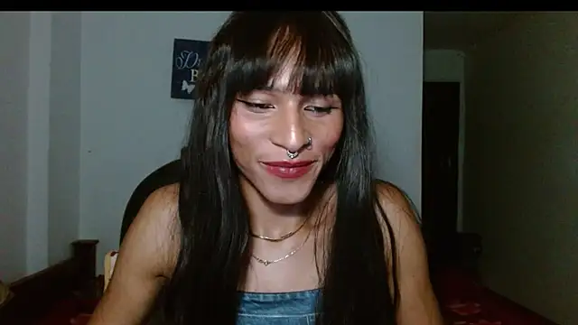 carolinemiller7 online show from January 29, 2025, 8:18 am