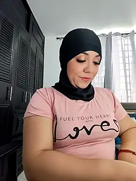 AmbarBurhan online show from January 2, 2025, 3:29 pm