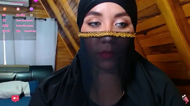 AmbarBurhan online show from November 4, 2025, 6:07 pm