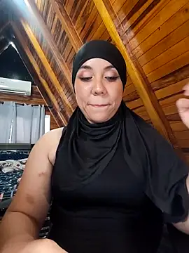 AmbarBurhan online show from February 13, 2026, 4:36 pm