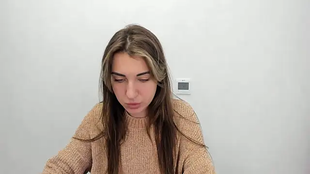 Summmmersky online show from February 4, 2025, 9:07 am