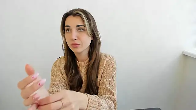 Summmmersky online show from February 17, 2025, 1:21 pm