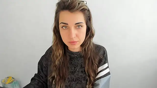 Summmmersky online show from March 7, 2025, 11:40 am