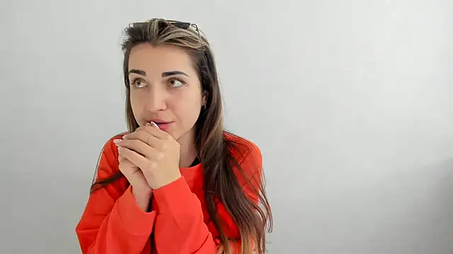 Summmmersky online show from March 11, 2025, 3:02 pm